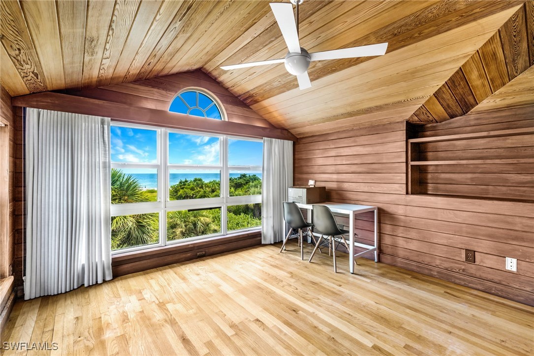 503 Gulf Unit A, Sanibel, FL 33957
