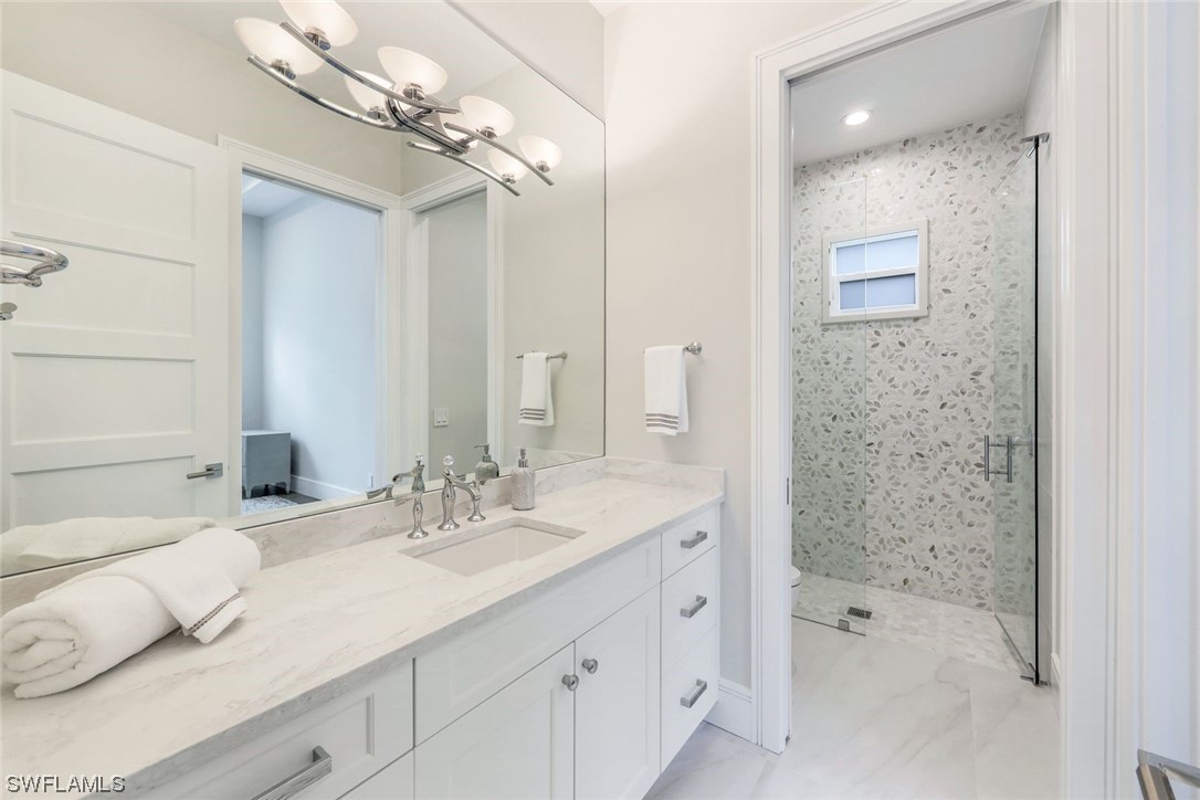 569 Neapolitan, Naples, FL 34103