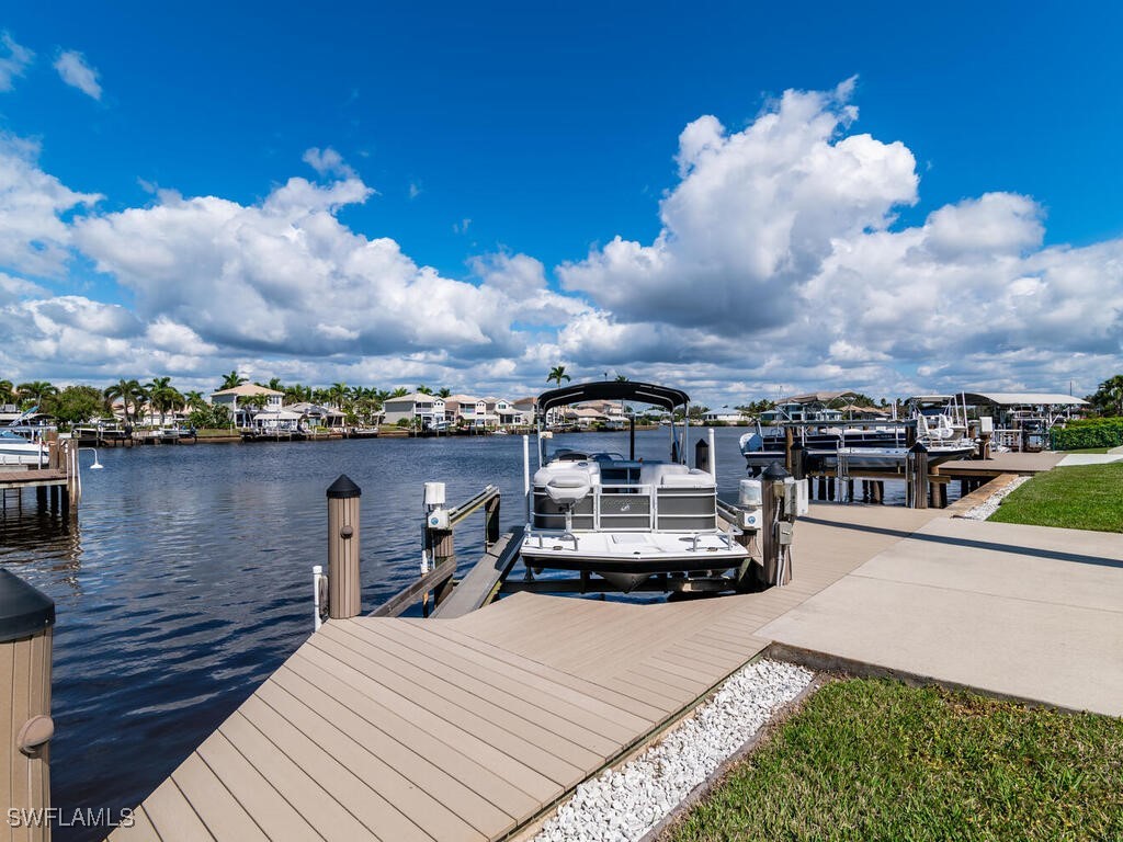 Dock