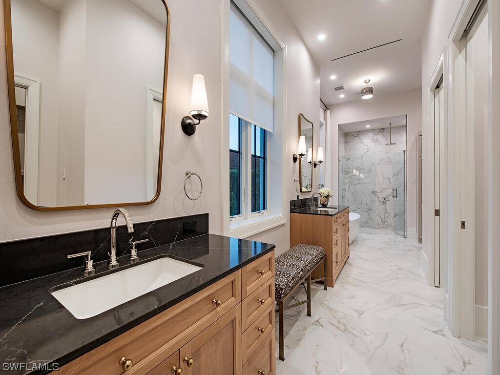 626 S Golf, Naples, FL 34102