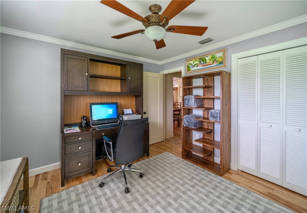 427 Torrey Pines, Naples, FL 34113