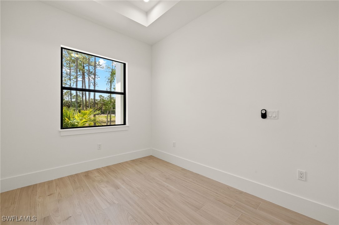 1587 Golden Gate, Naples, FL 34120