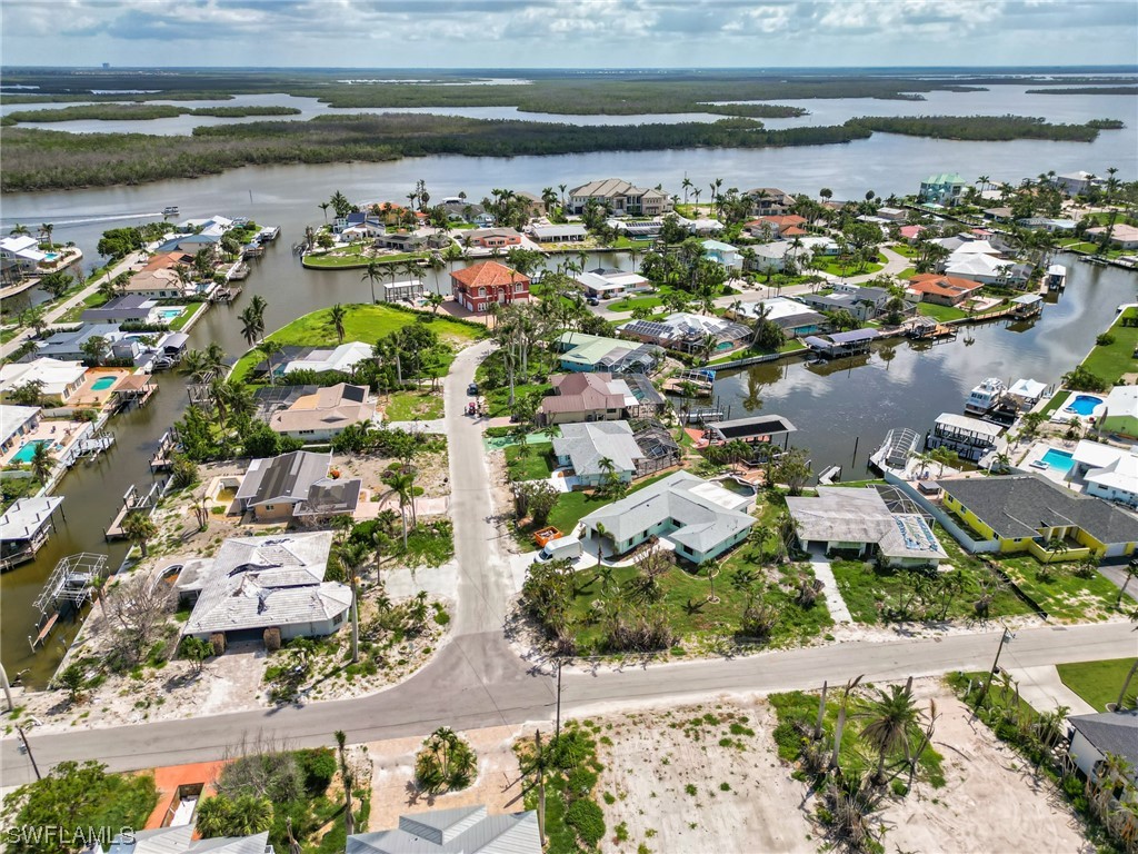 230 Randy, Fort Myers Beach, FL 33931