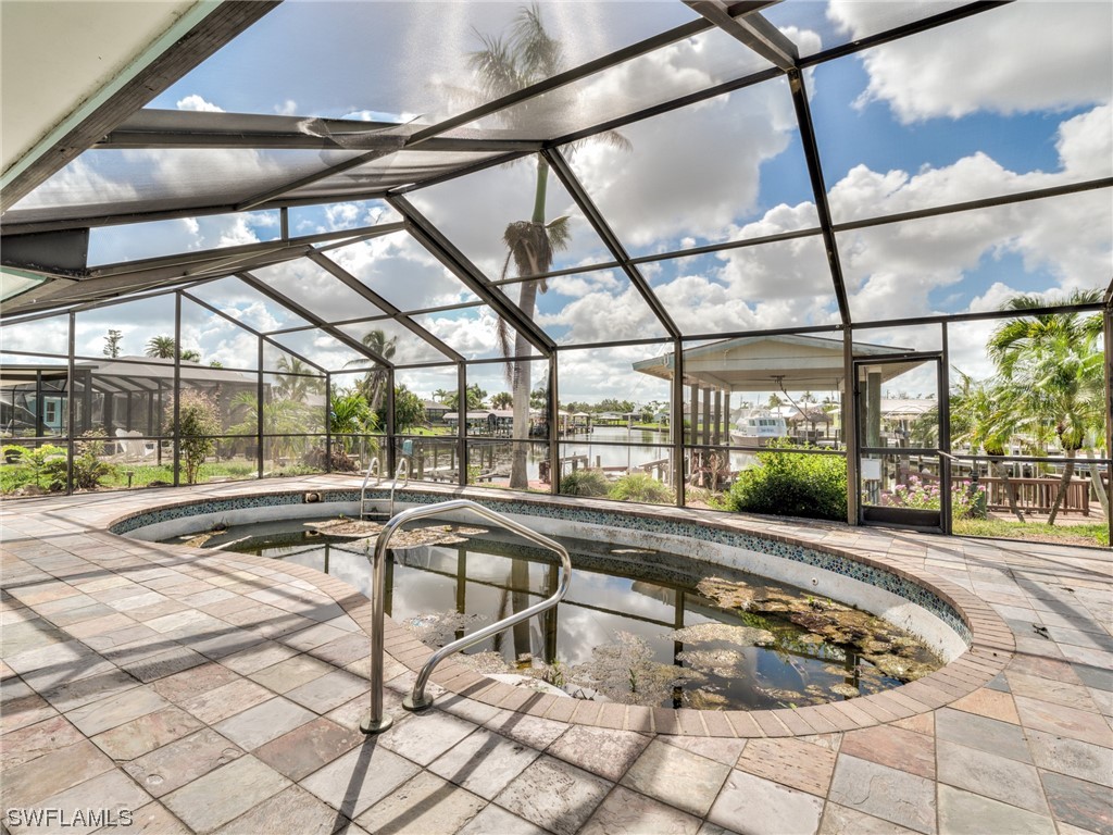 230 Randy, Fort Myers Beach, FL 33931