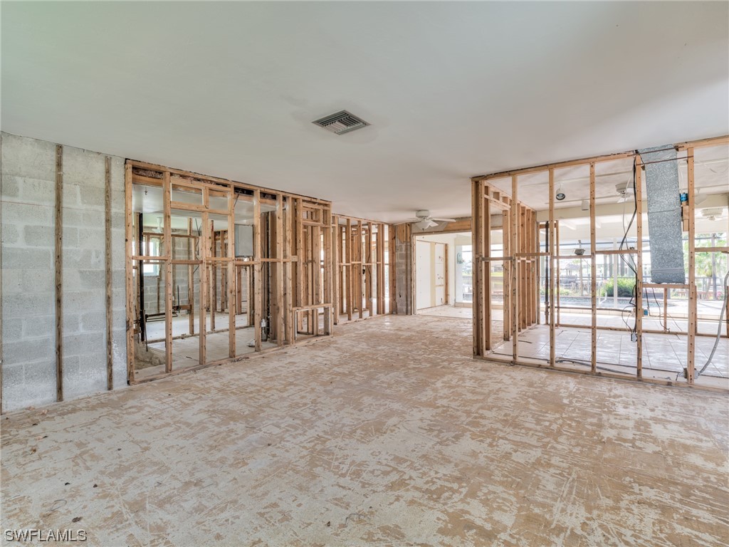 230 Randy, Fort Myers Beach, FL 33931