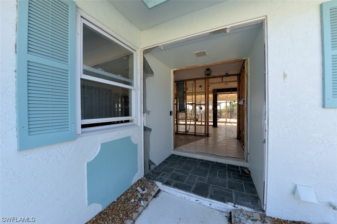 230 Randy, Fort Myers Beach, FL 33931