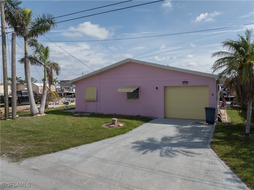 11476 May, Matlacha, FL 33993