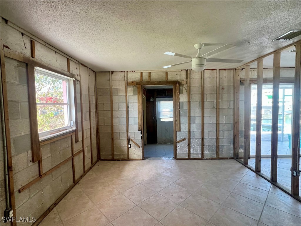 11476 May, Matlacha, FL 33993