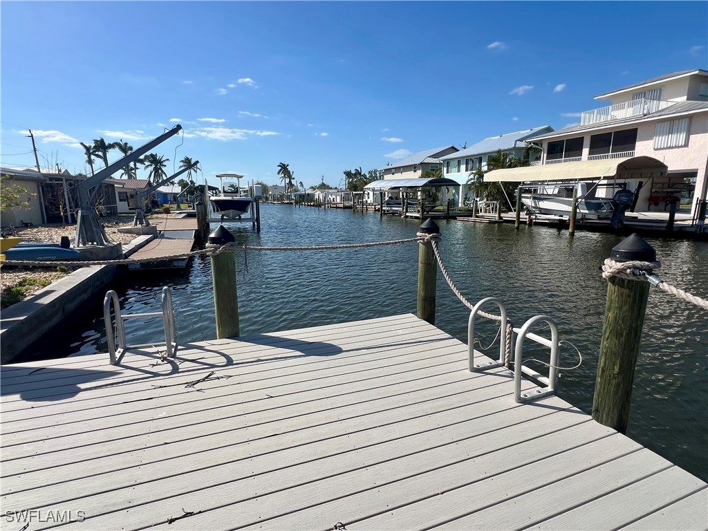 Dock