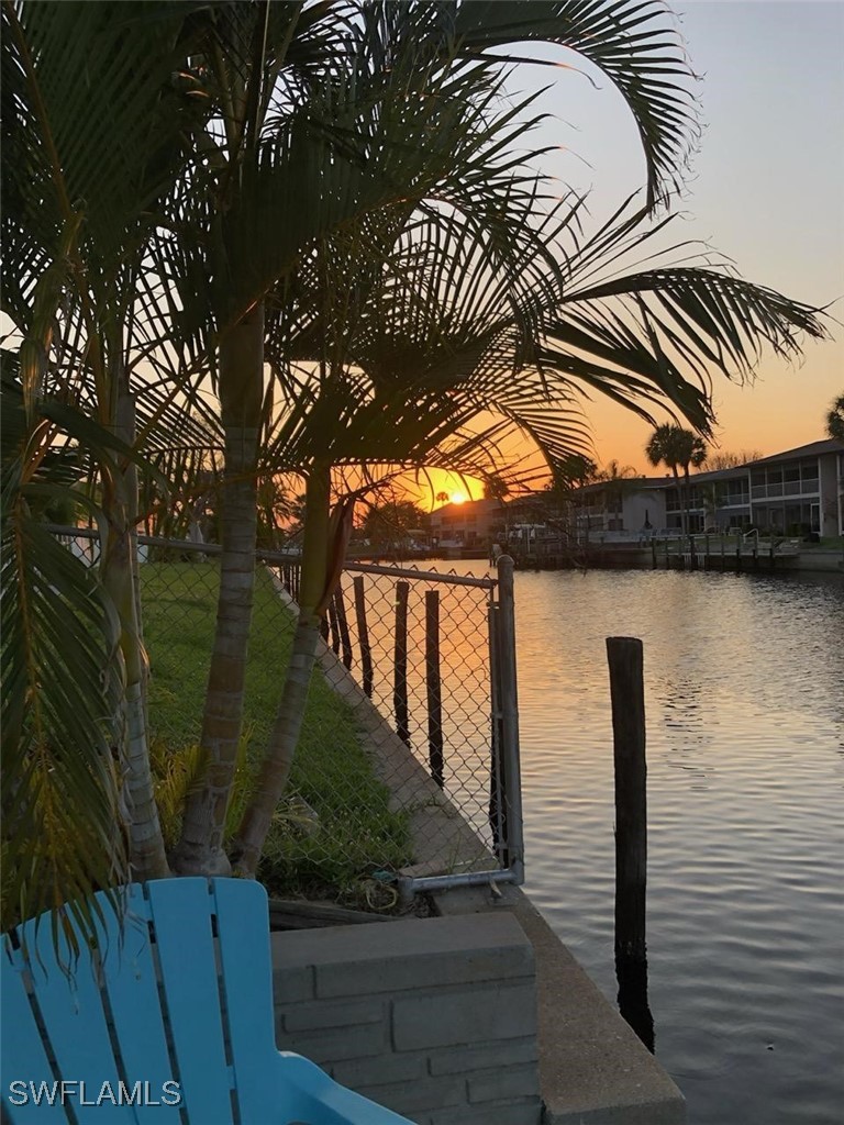 Dock