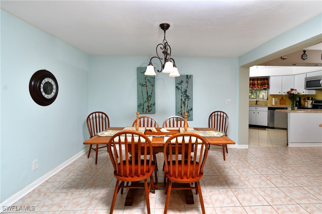 DiningArea