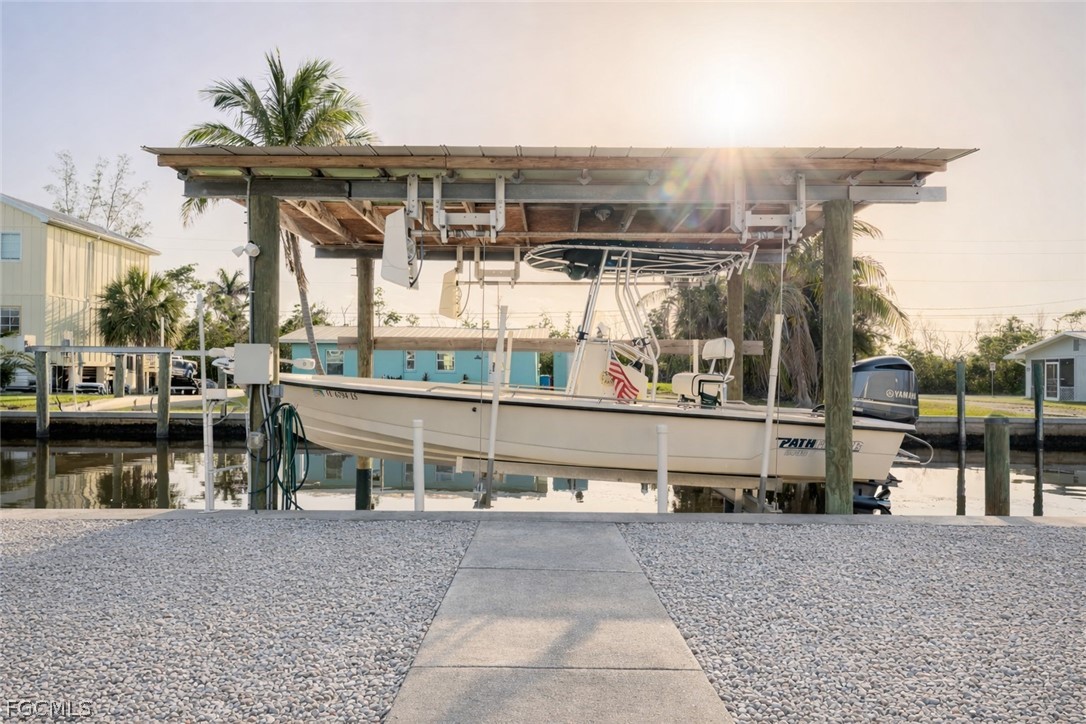 Dock