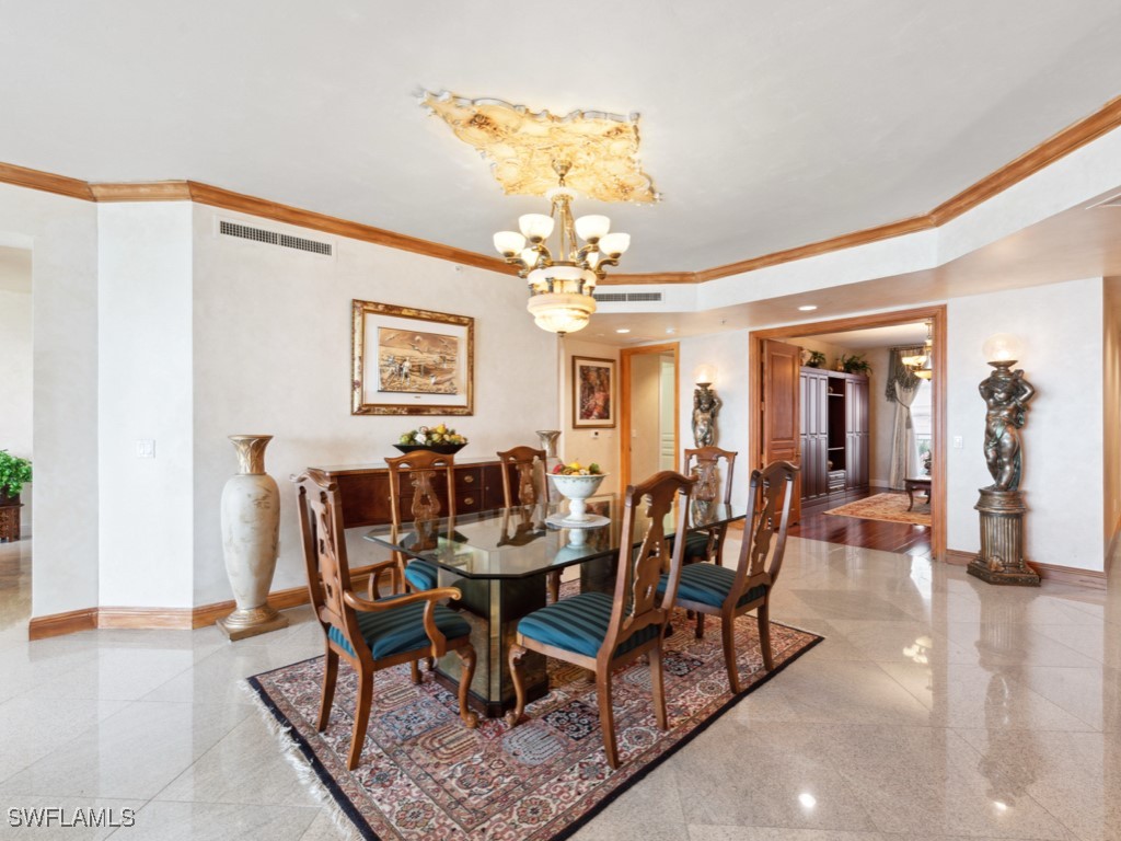 DiningArea