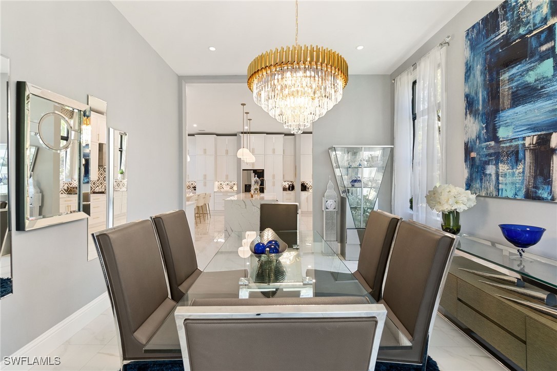DiningRoom