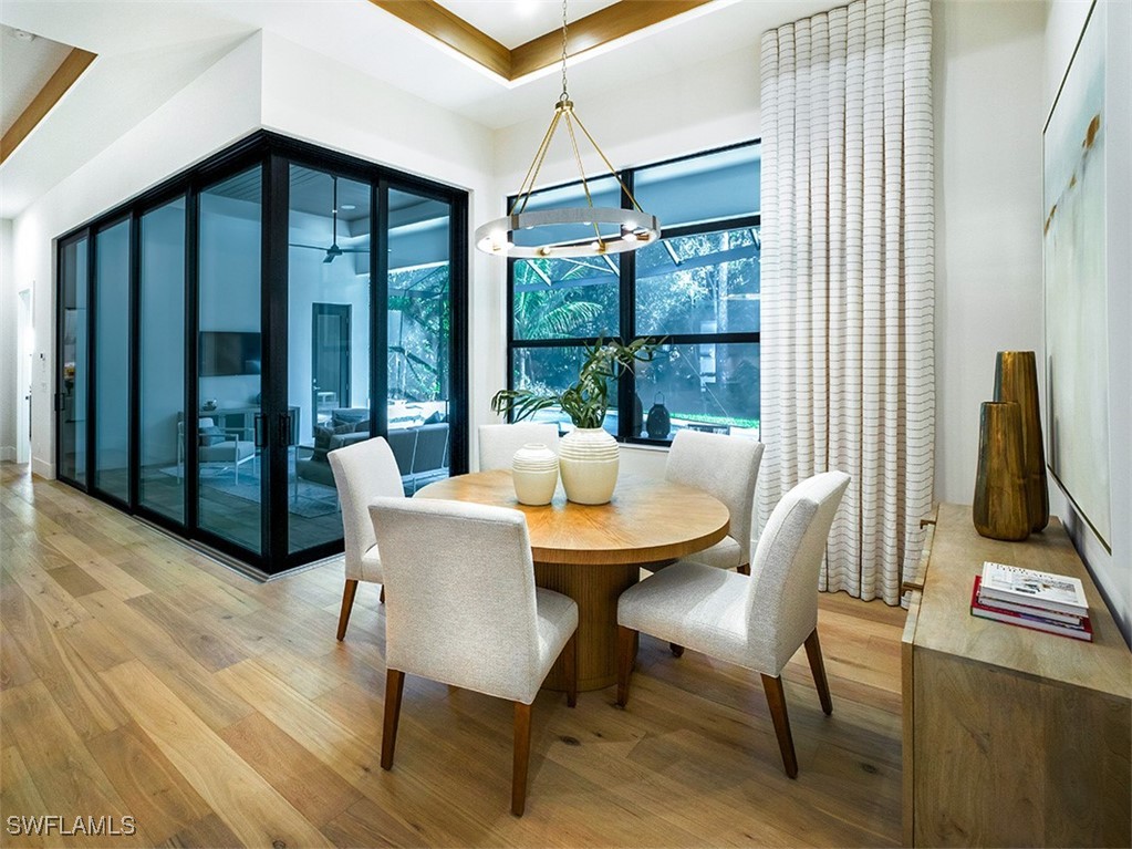 DiningArea