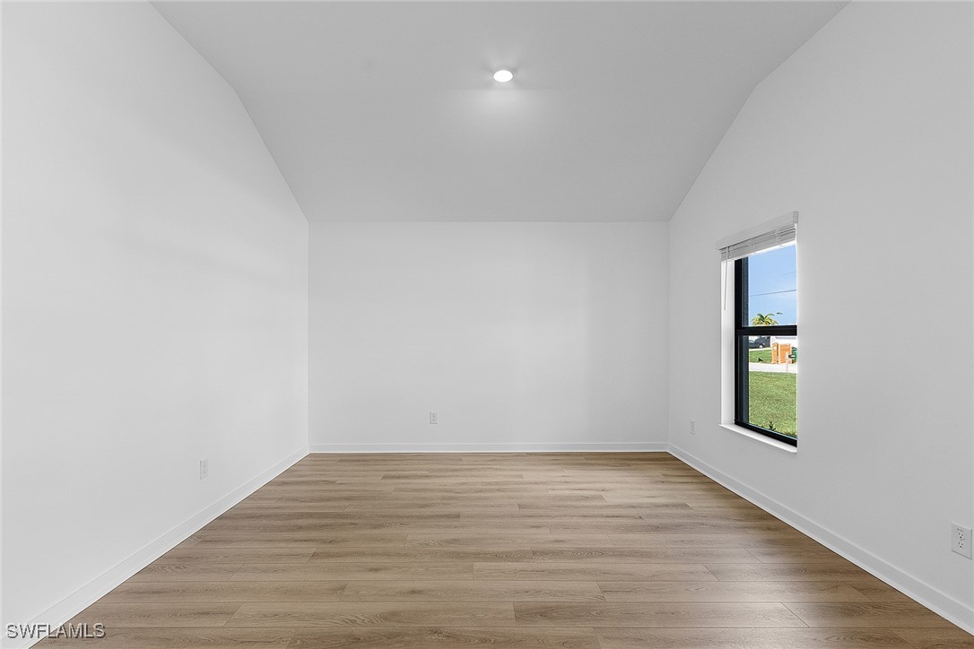 2244 7th, Cape Coral, FL 33993