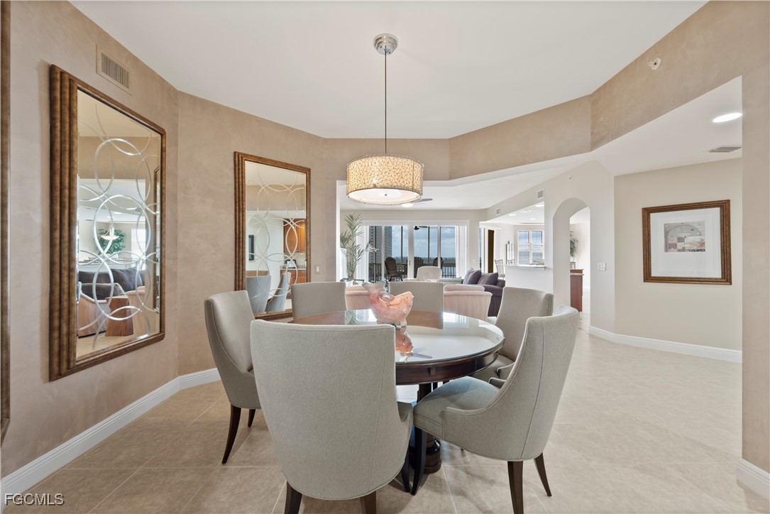 DiningArea