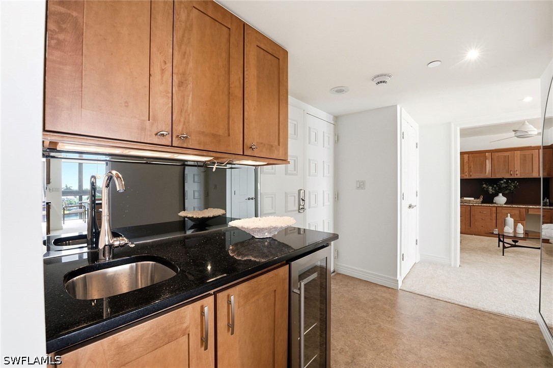 2400 Gulf Shore Unit 502, Naples, FL 34103