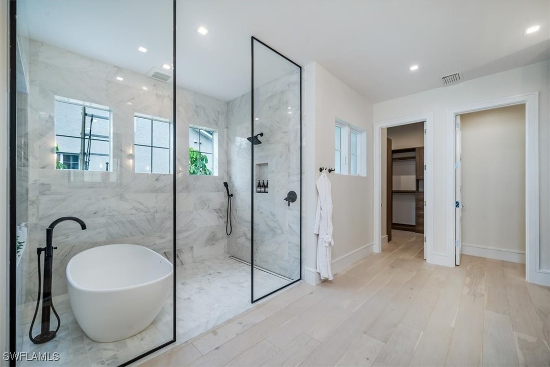 1645 Bonita, Naples, FL 34102