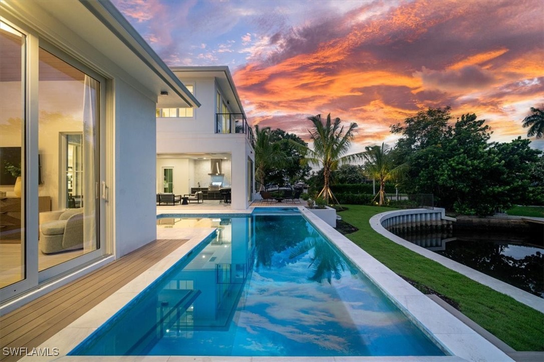 1645 Bonita, Naples, FL 34102