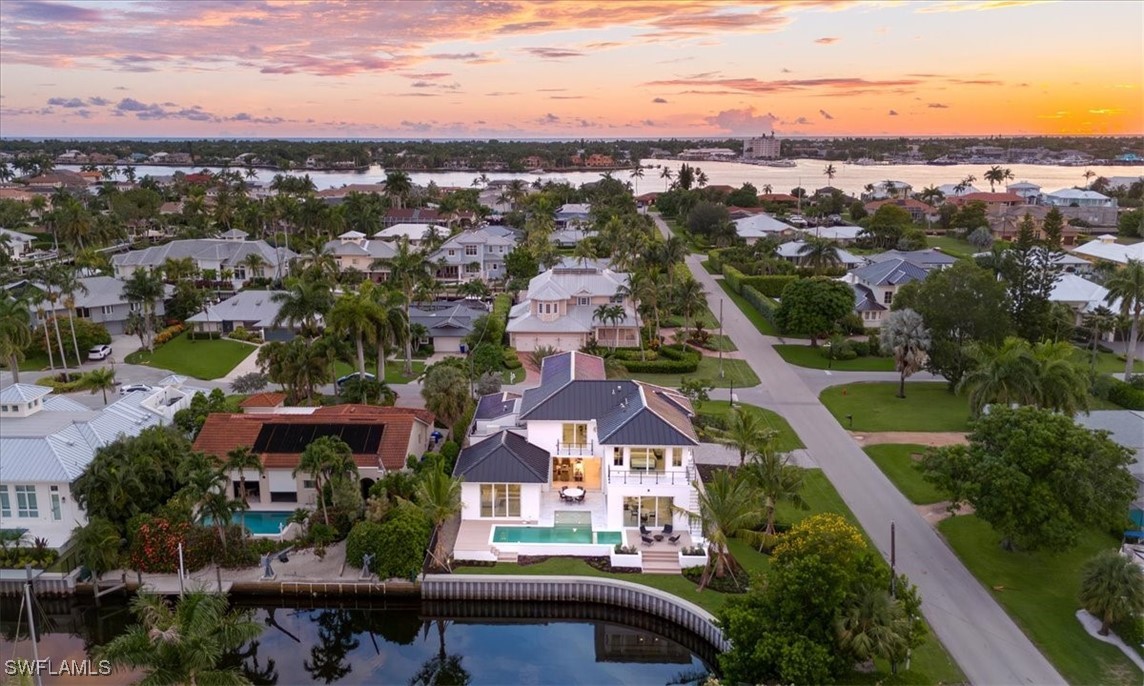 1645 Bonita, Naples, FL 34102