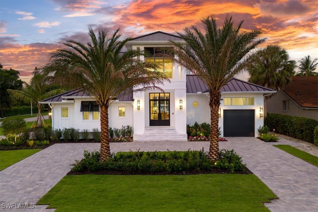 1645 Bonita, Naples, FL 34102