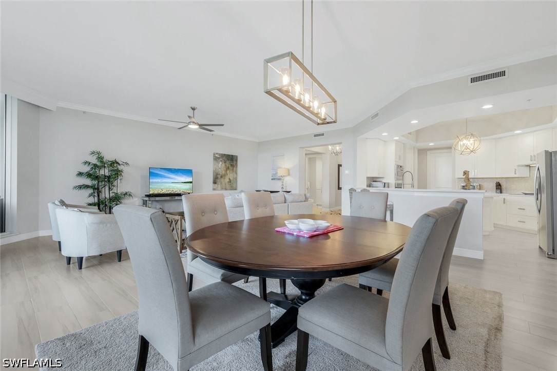 DiningArea