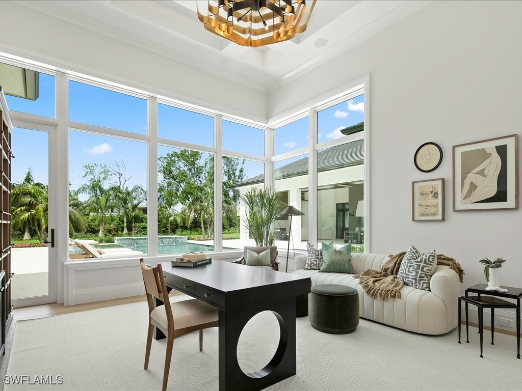 208 Hickory, Naples, FL 34108