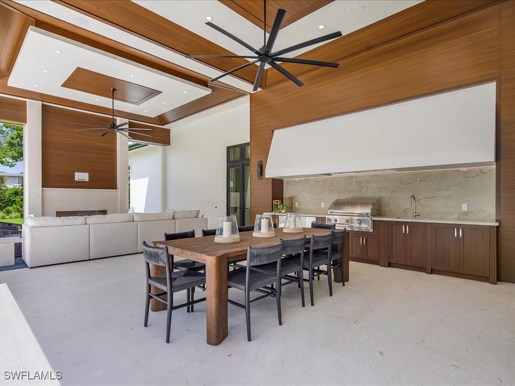 DiningArea