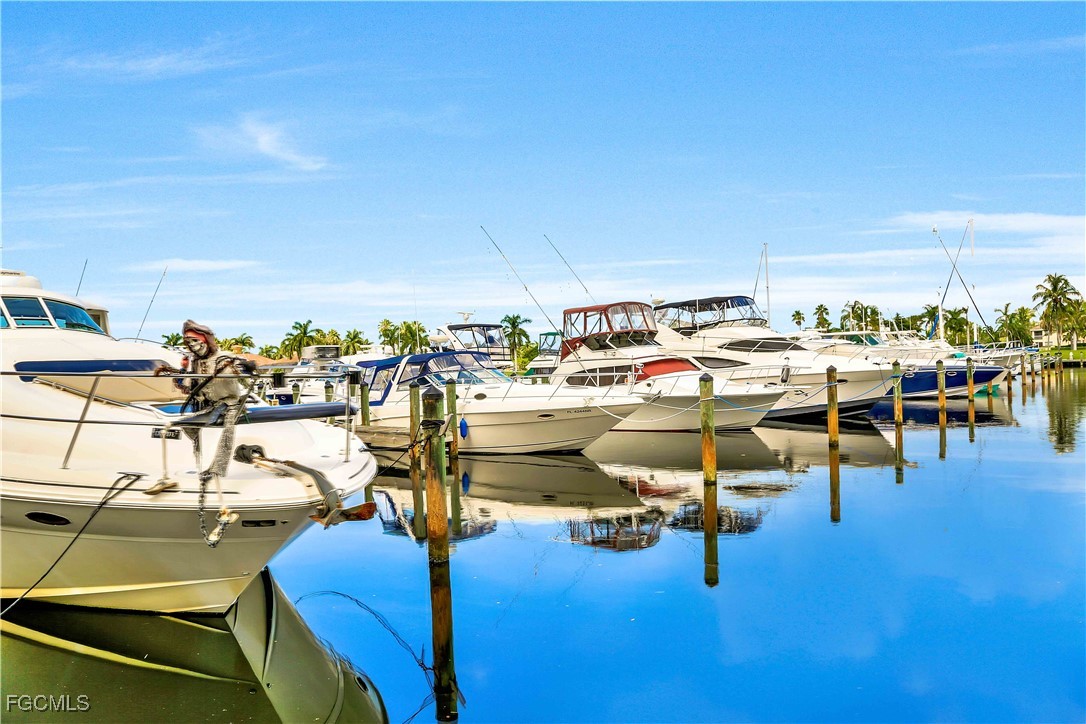 Dock