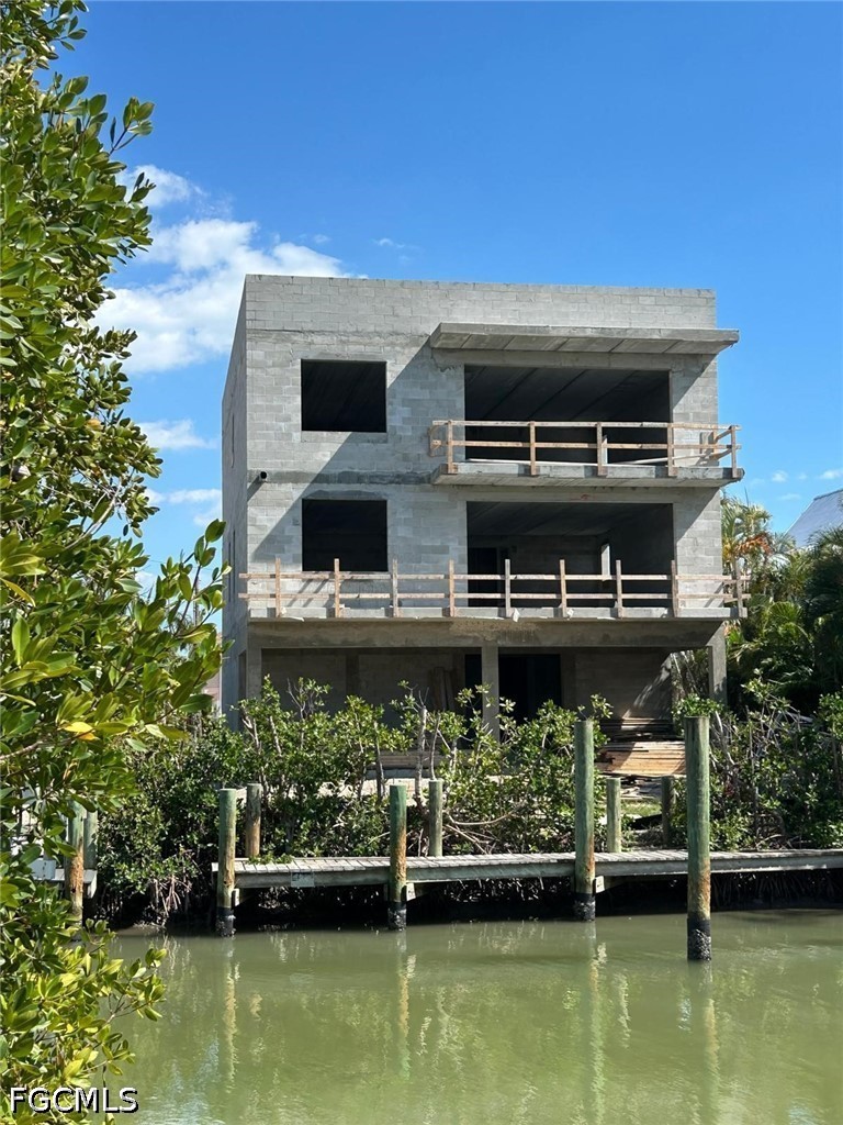 BackOfStructure