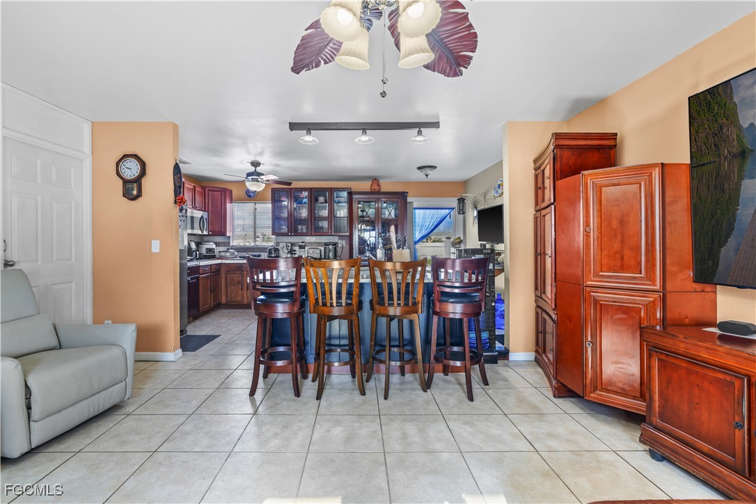 DiningArea