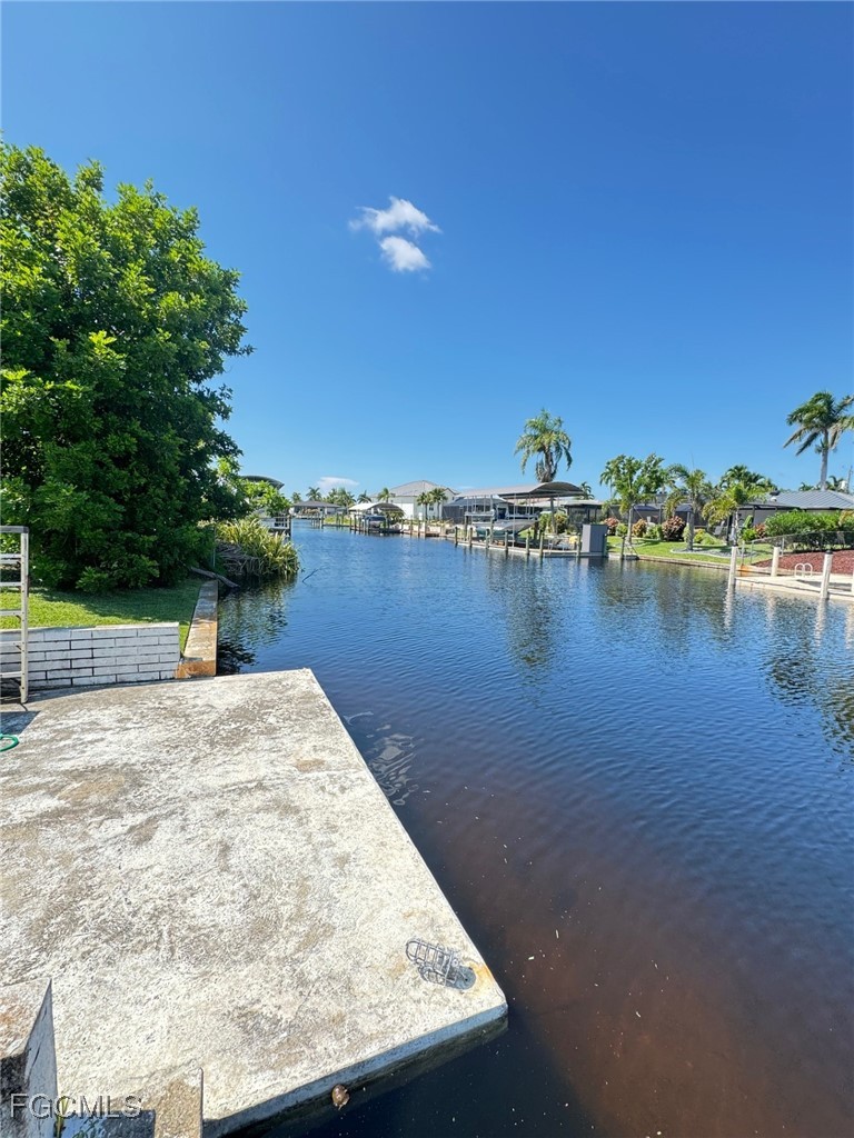 Dock