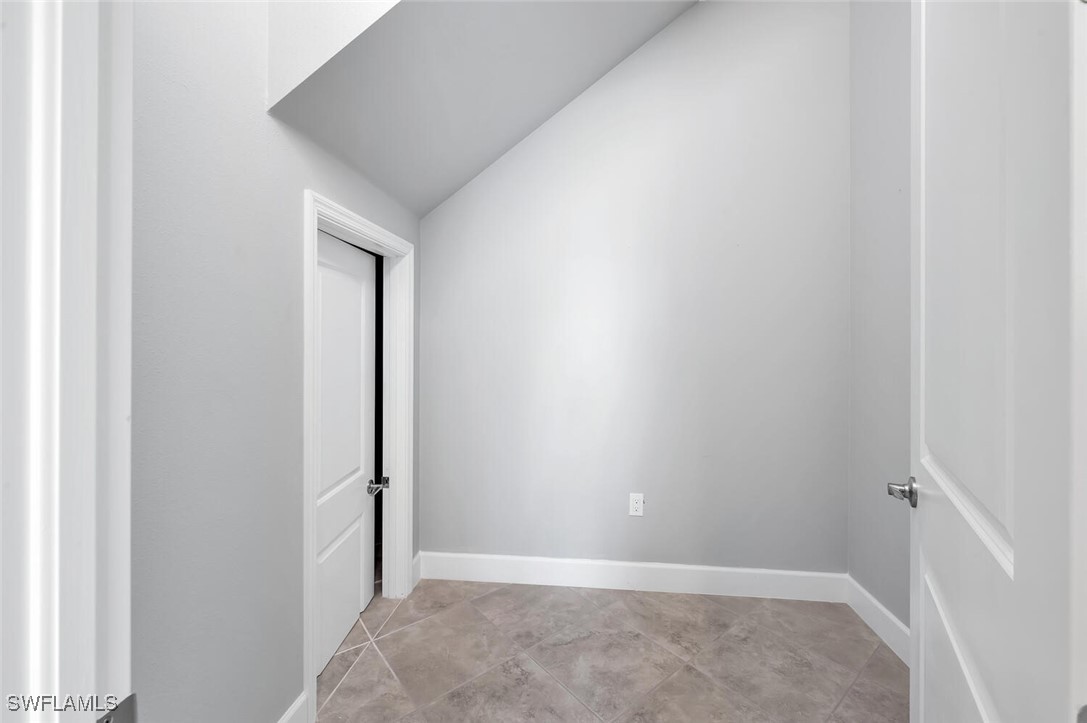 12260 Red Pine, Estero, FL 33928