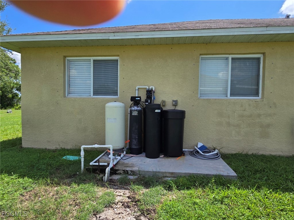 519 26th, Cape Coral, FL 33993