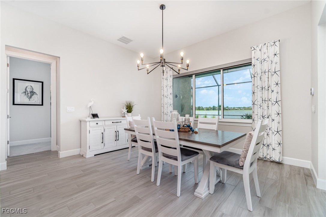 DiningArea