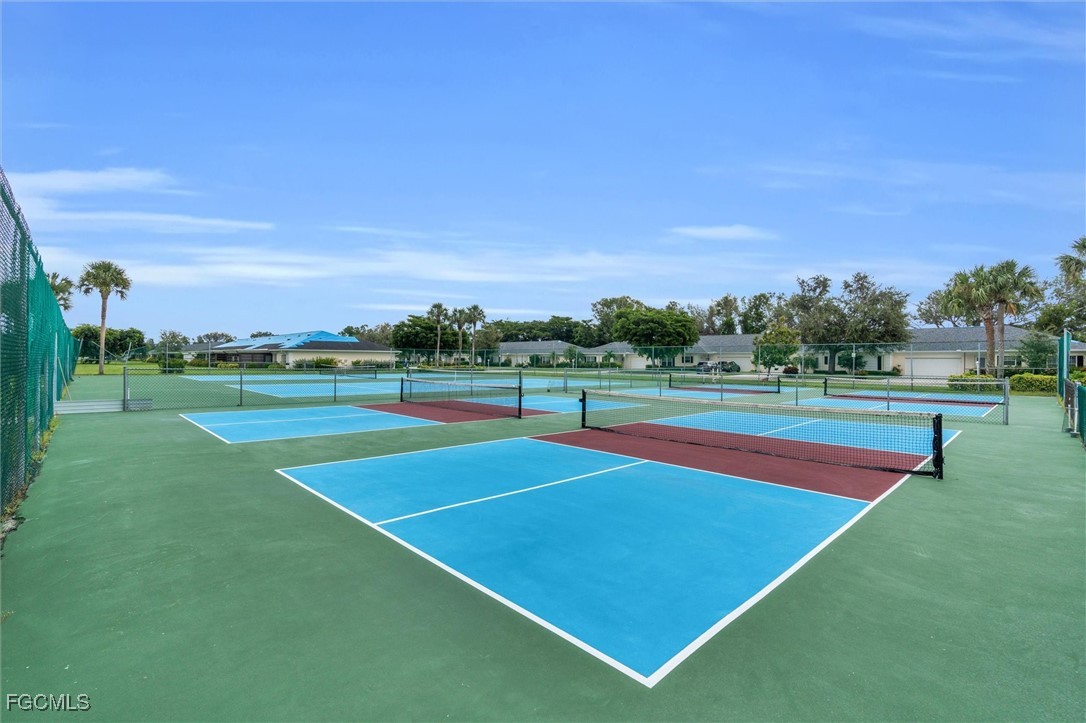 1376 Brandywine Unit 4, Fort Myers, FL 33919