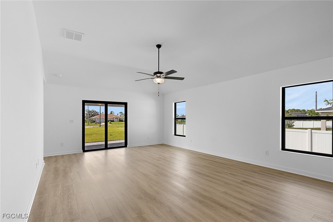 305 21st, Cape Coral, FL 33993