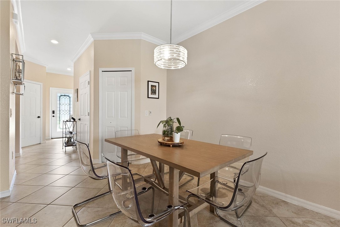 DiningArea