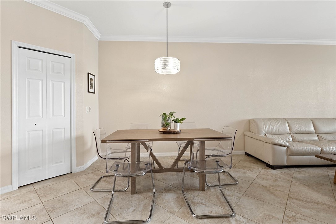 DiningArea