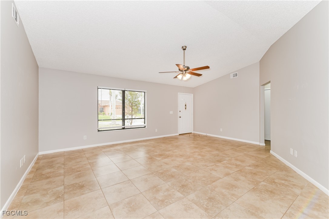 1005 22nd, Cape Coral, FL 33991