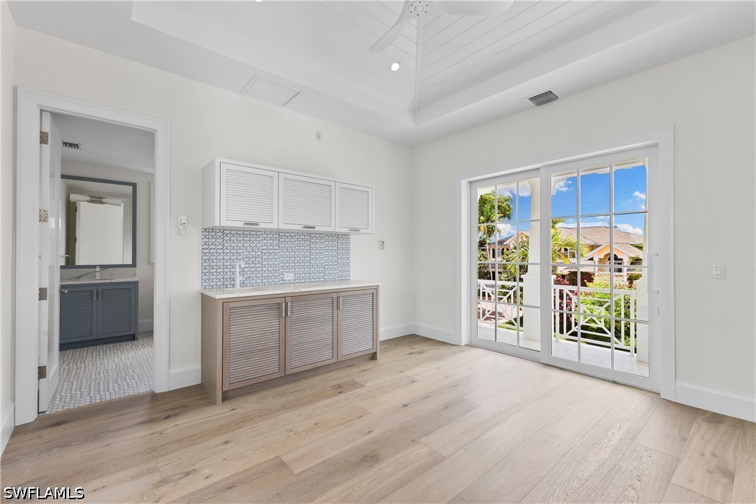 2131 Marina, Naples, FL 34102