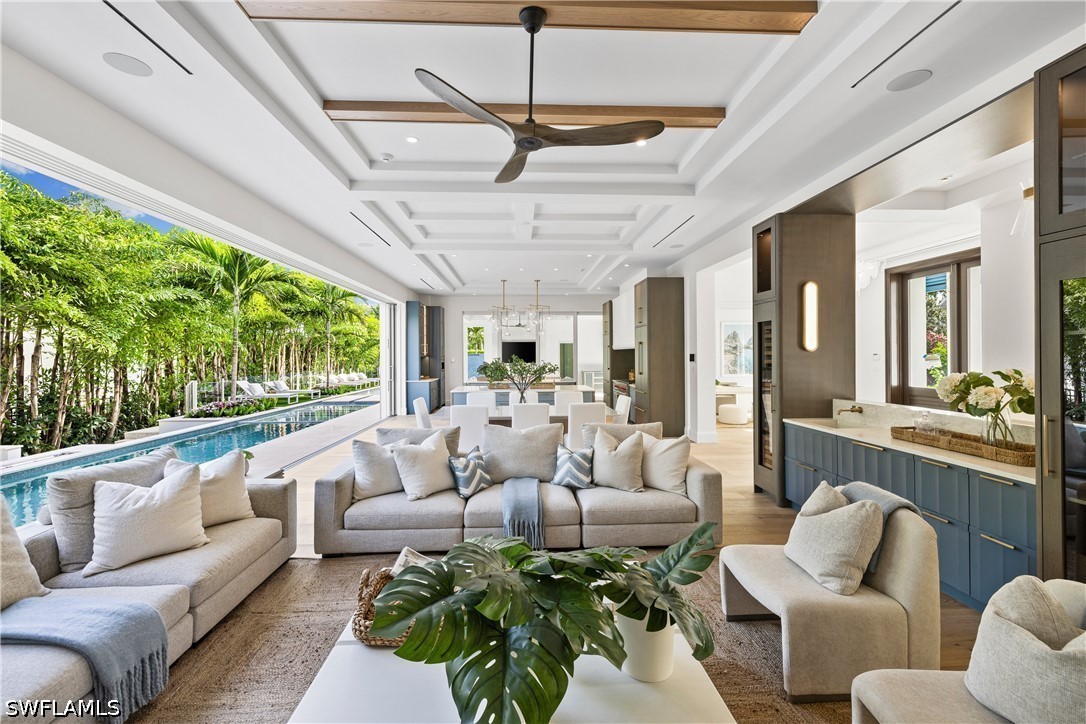 2131 Marina, Naples, FL 34102