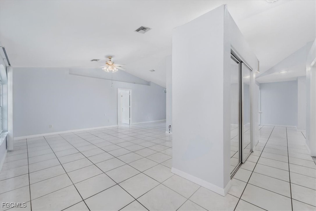2831 White, Naples, FL 34117