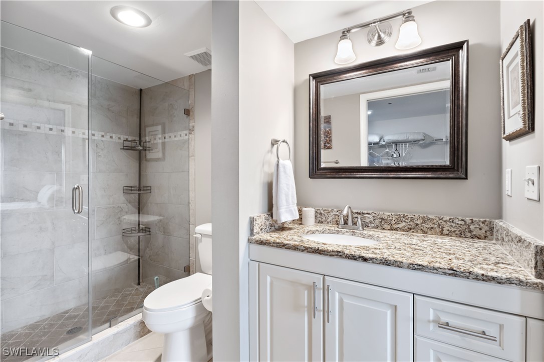 1001 Eastham Unit C-206, Naples, FL 34104