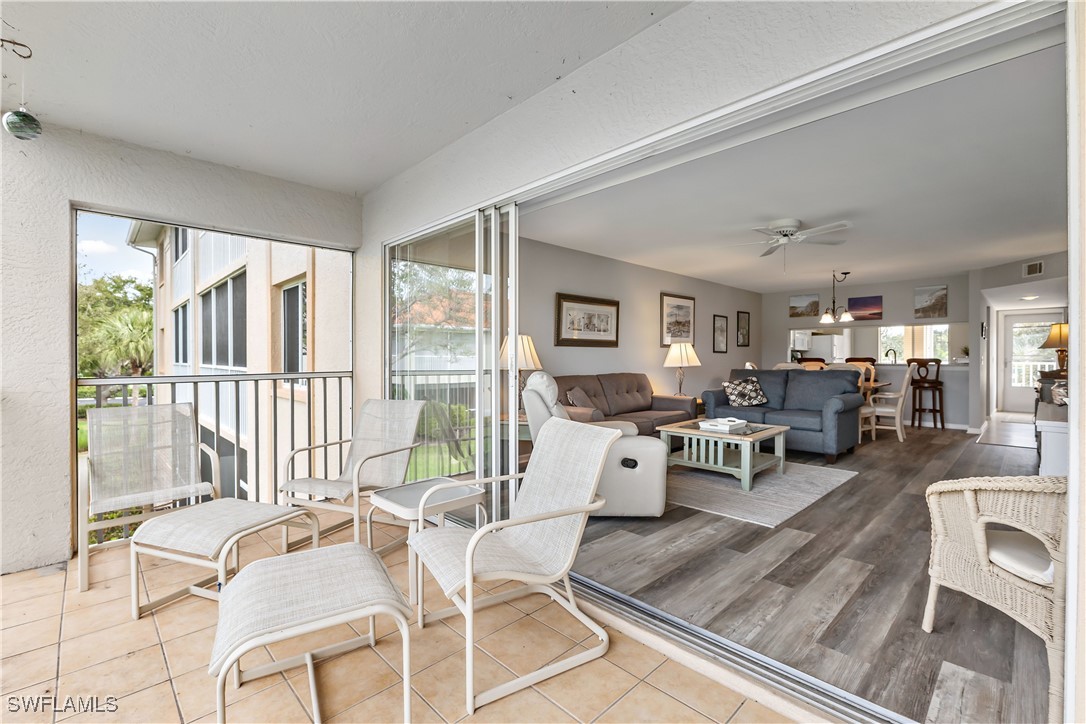 1001 Eastham Unit C-206, Naples, FL 34104
