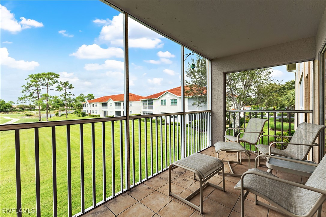 1001 Eastham Unit C-206, Naples, FL 34104