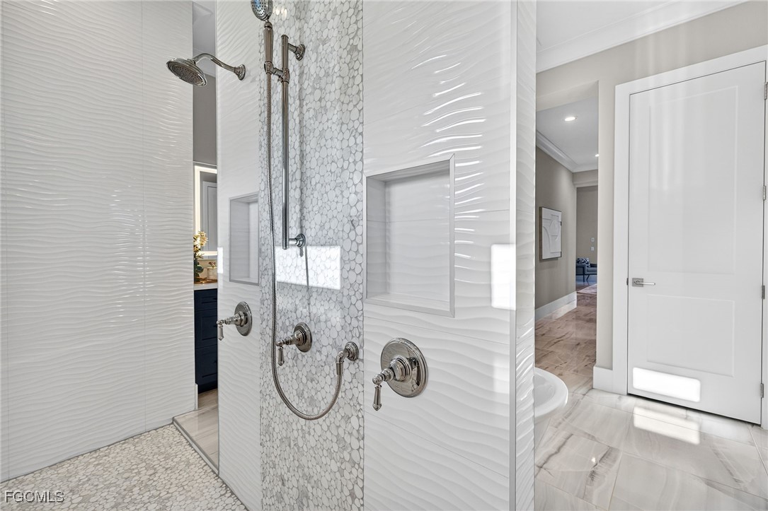 5739 Rose Garden, Cape Coral, FL 33914