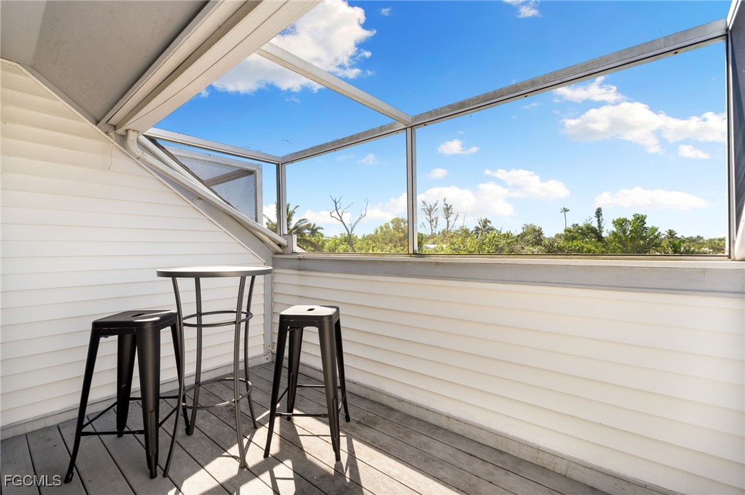 1039 Beach Unit 104, Sanibel, FL 33957