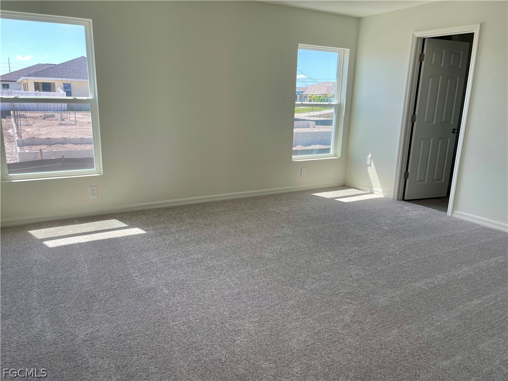 929 8th, Cape Coral, FL 33993